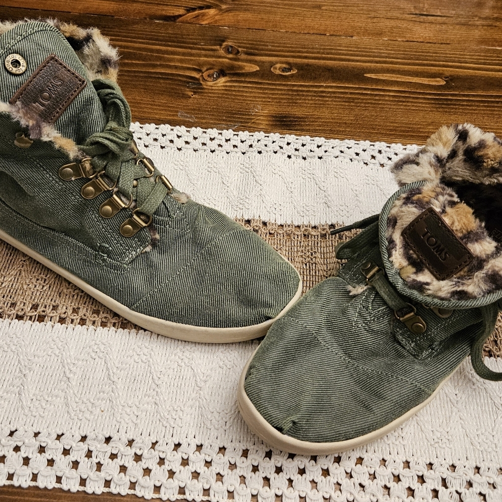 Toms Sneakers